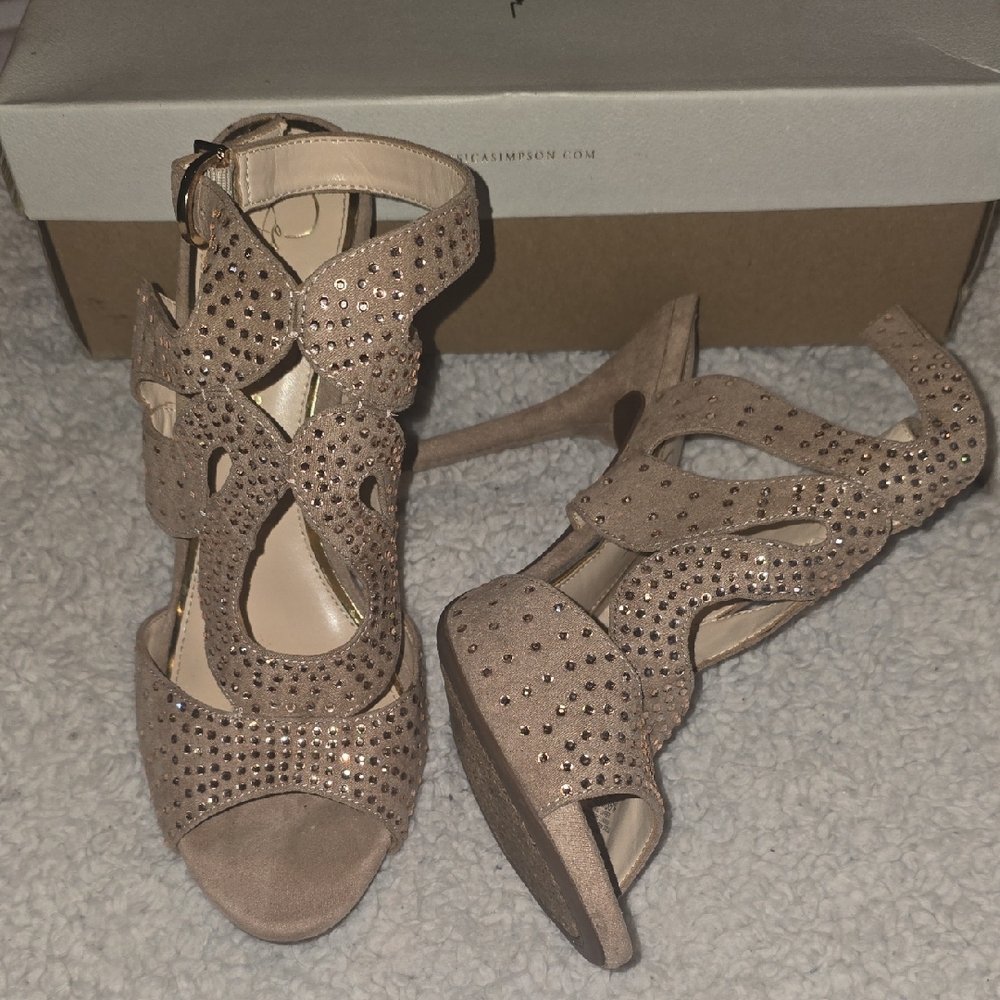 Jessica Simpson Women's Beige Embellished 4 Inch Heels